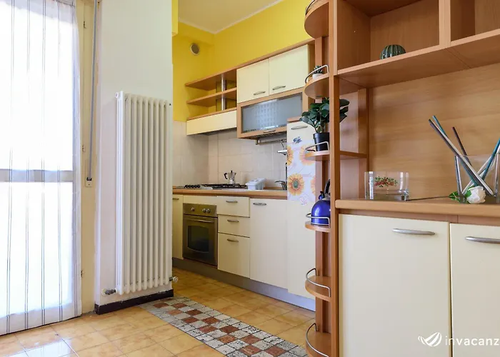 Trilocale Sicilia - Invacanza Lägenhet Alba Adriatica